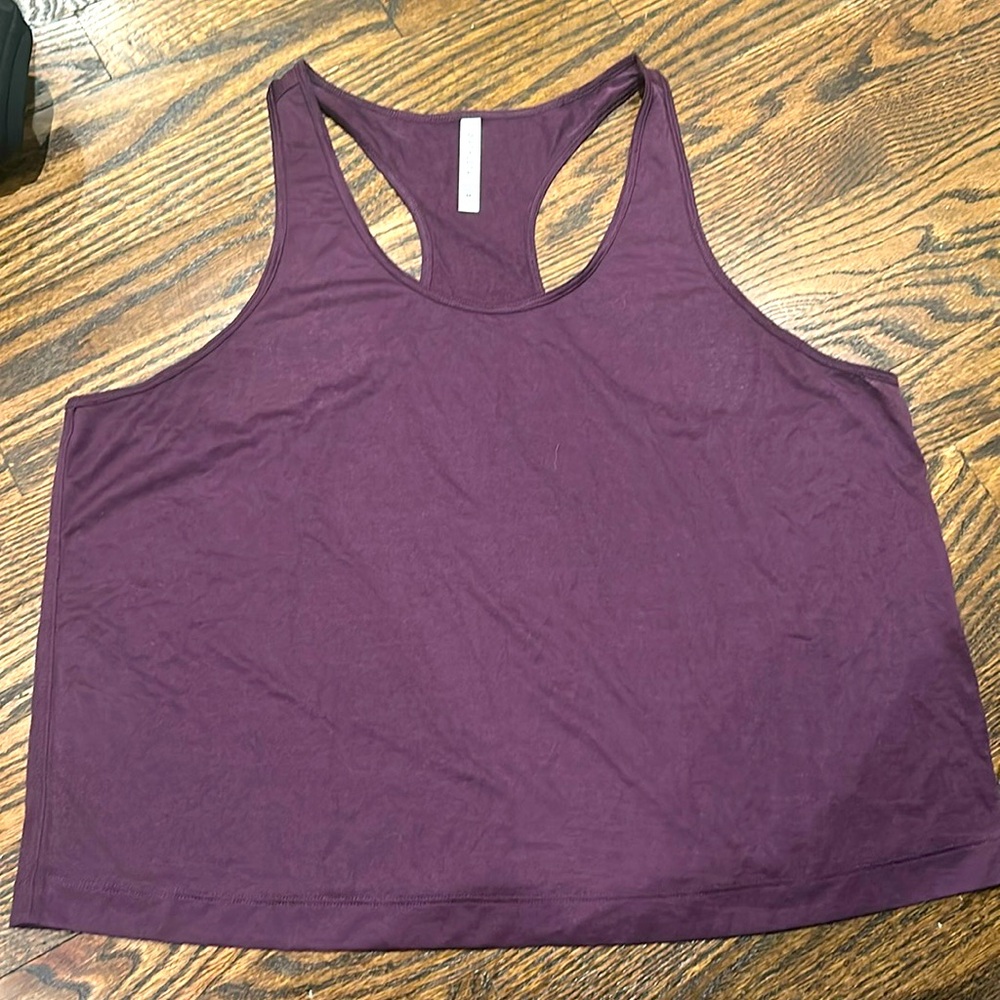 Athleta sheet plum exercise top in Medium